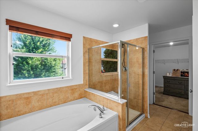 2325 Brookstone Drive, Bolingbrook, IL 60490
