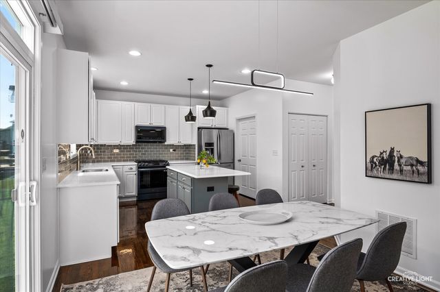 2325 Brookstone Drive, Bolingbrook, IL 60490