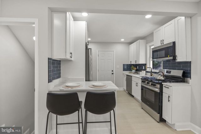 2729 LOUISE AVE, Baltimore, MD 21214