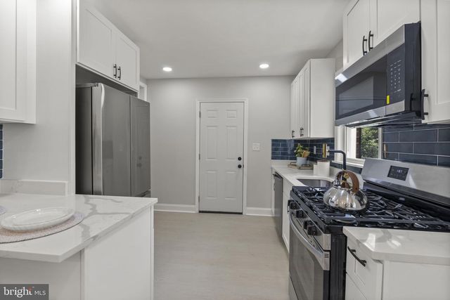 2729 LOUISE AVE, Baltimore, MD 21214