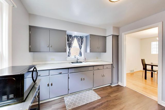 1630 Clarence Avenue, Berwyn, IL 60402