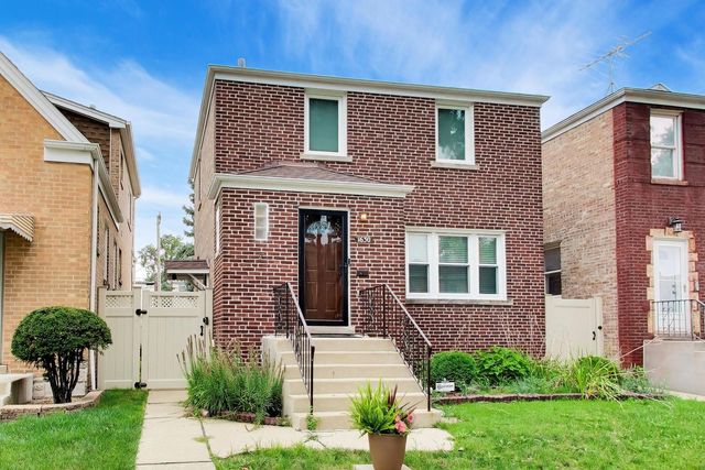 1630 Clarence Avenue, Berwyn, IL 60402