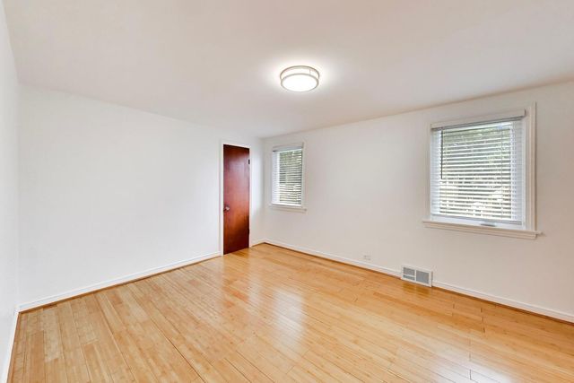 1630 Clarence Avenue, Berwyn, IL 60402