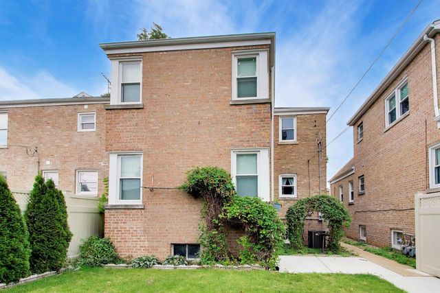 1630 Clarence Avenue, Berwyn, IL 60402