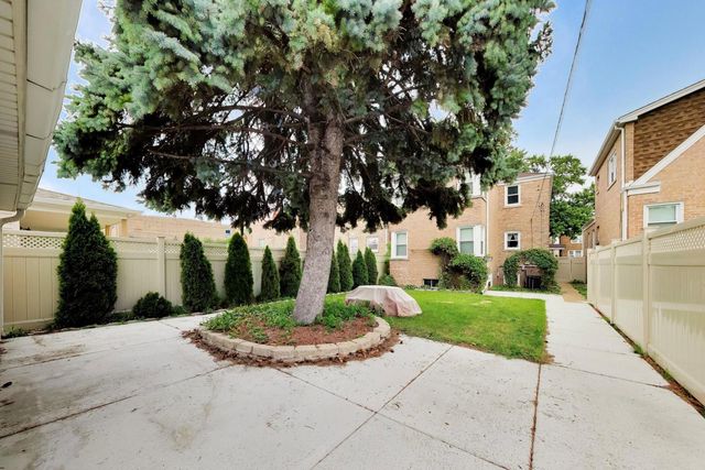 1630 Clarence Avenue, Berwyn, IL 60402