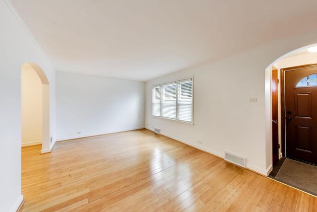 1630 Clarence Avenue, Berwyn, IL 60402