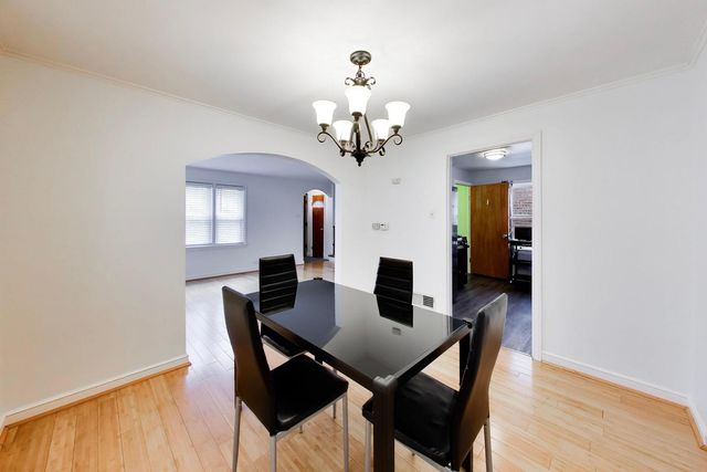 1630 Clarence Avenue, Berwyn, IL 60402