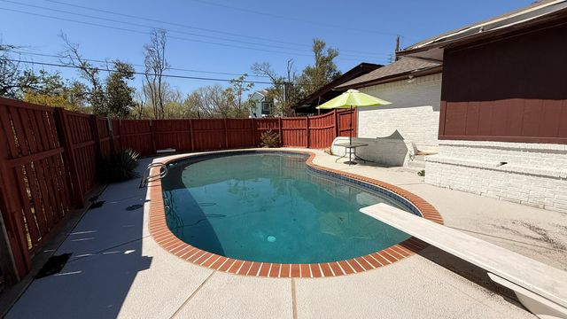 9415 Arborhill Drive, Dallas, TX 75243