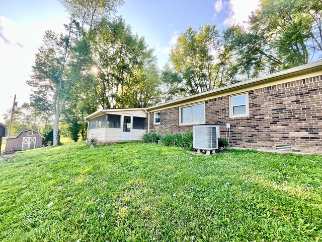 15841 E 265 N, Columbus, IN 47203