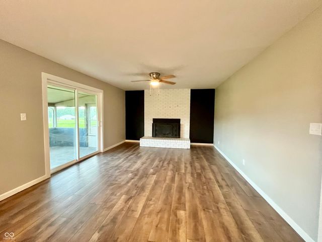 15841 E 265 N, Columbus, IN 47203