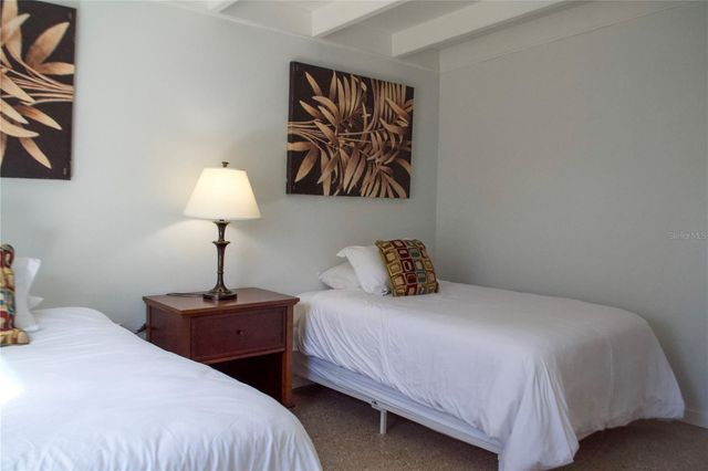 316 COUNTRY CLUB DRIVE, Oldsmar, FL 34677