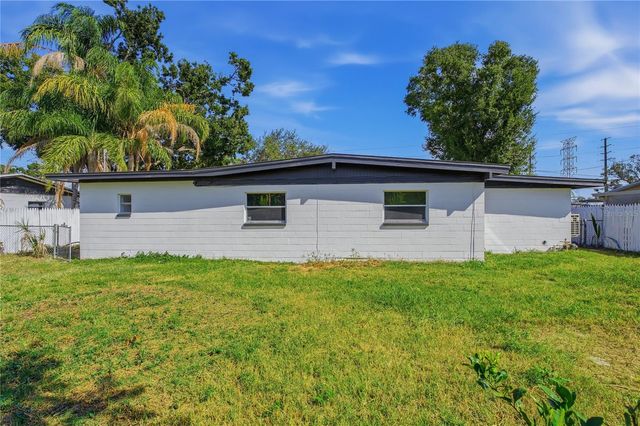 316 COUNTRY CLUB DRIVE, Oldsmar, FL 34677