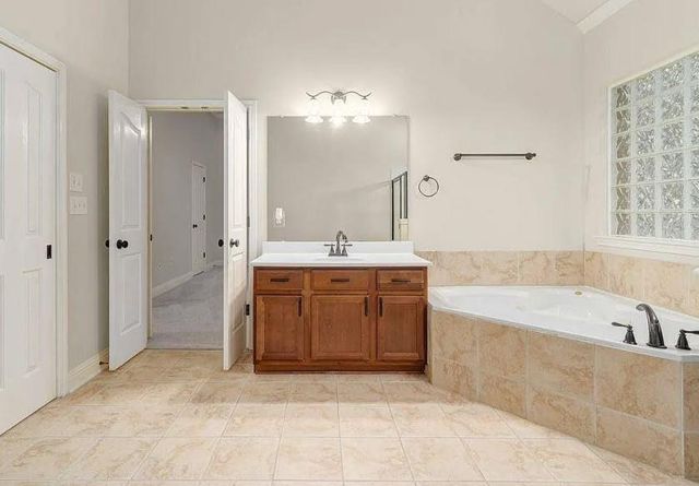 11405 Larue Belle LN, Austin, TX 78739