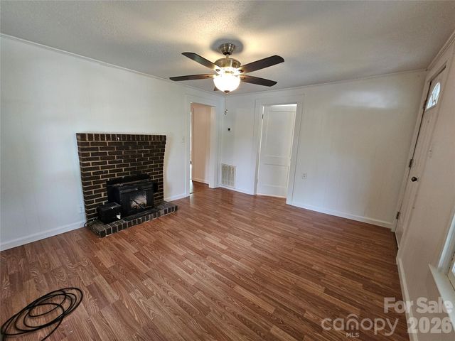 1641 Berkley Street SW, Lenoir, NC 28645