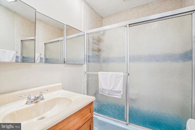 1803 RUPERT ST, Mclean, VA 22101