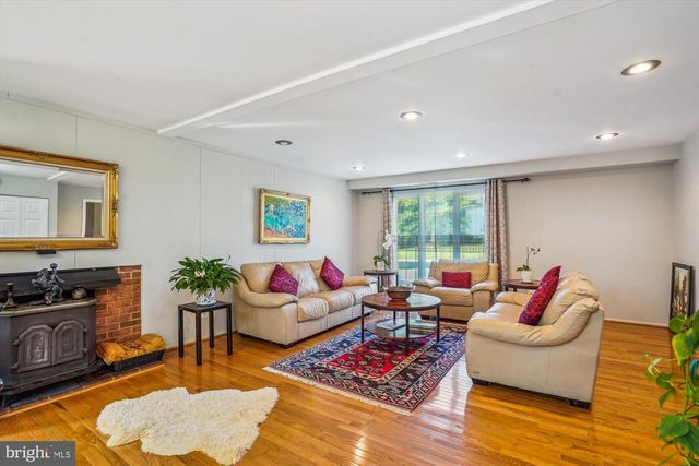 1803 RUPERT ST, Mclean, VA 22101