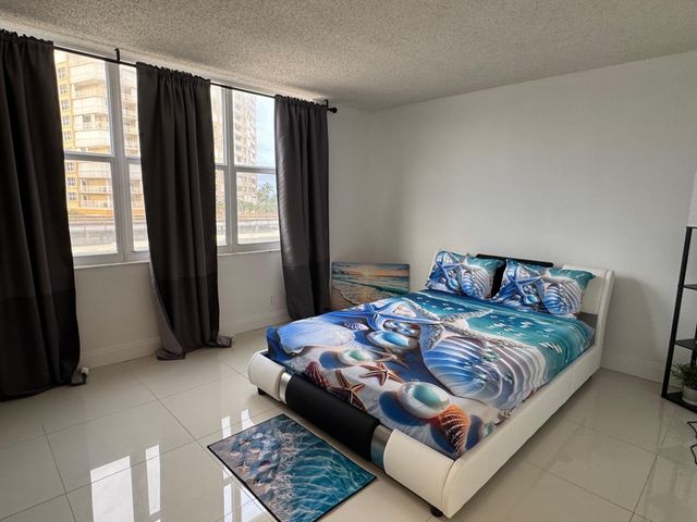 305 N POMPANO BEACH Boulevard 307, Pompano Beach, FL 33062