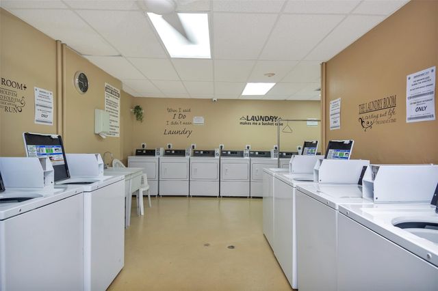 305 N POMPANO BEACH Boulevard 307, Pompano Beach, FL 33062