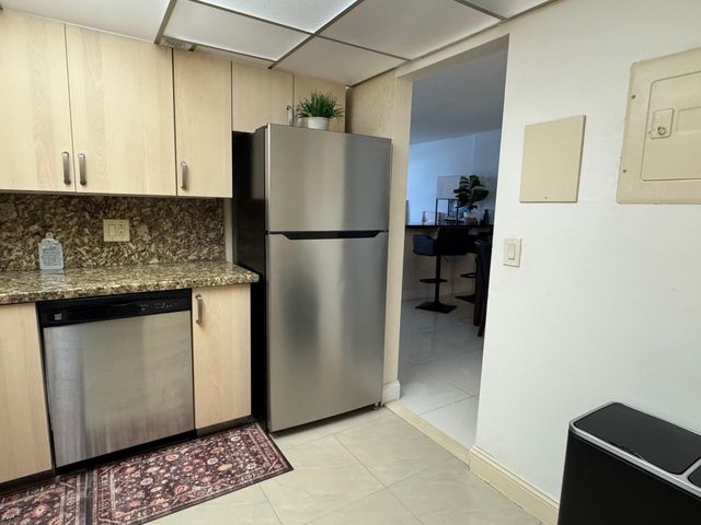 305 N POMPANO BEACH Boulevard 307, Pompano Beach, FL 33062
