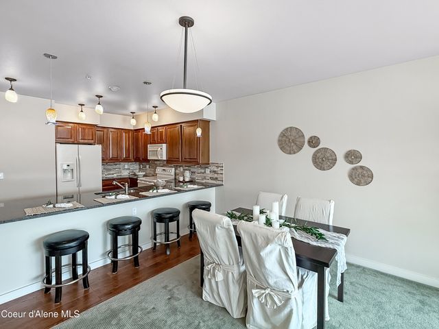 415 W WATERSIDE DR, 404 404, Post Falls, ID 83854