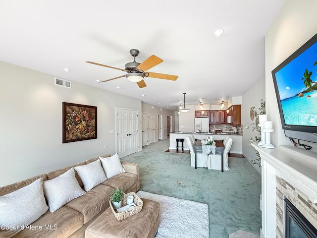 415 W WATERSIDE DR, 404 404, Post Falls, ID 83854