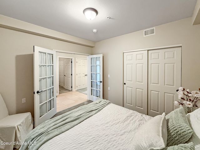 415 W WATERSIDE DR, 404 404, Post Falls, ID 83854