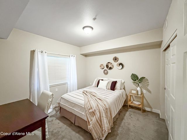 415 W WATERSIDE DR, 404 404, Post Falls, ID 83854