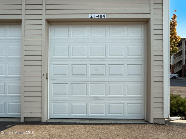 415 W WATERSIDE DR, 404 404, Post Falls, ID 83854