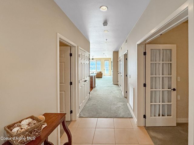 415 W WATERSIDE DR, 404 404, Post Falls, ID 83854