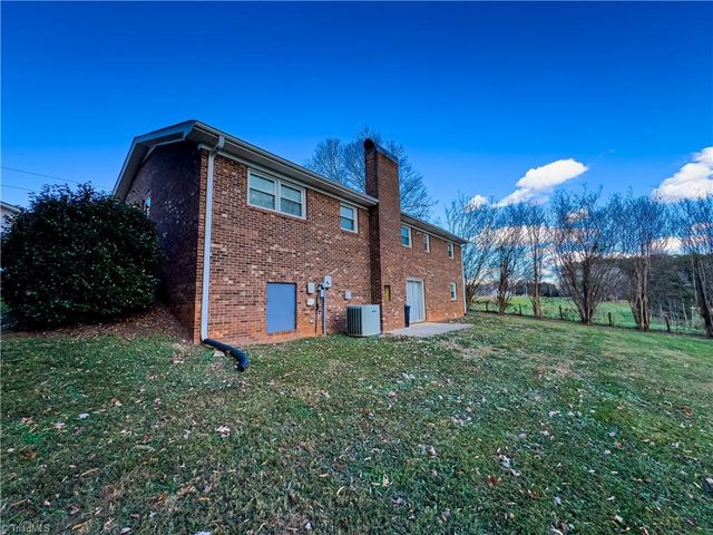 142 Arthur Haney Road, Dobson, NC 27017