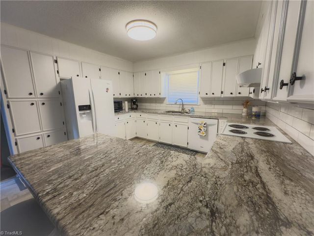 142 Arthur Haney Road, Dobson, NC 27017