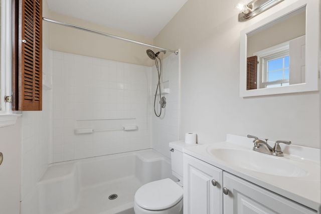 215 Claxon Drive, Florence, KY 41042