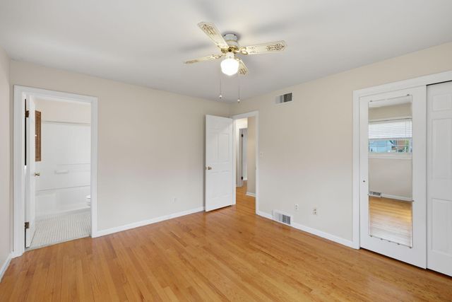 215 Claxon Drive, Florence, KY 41042