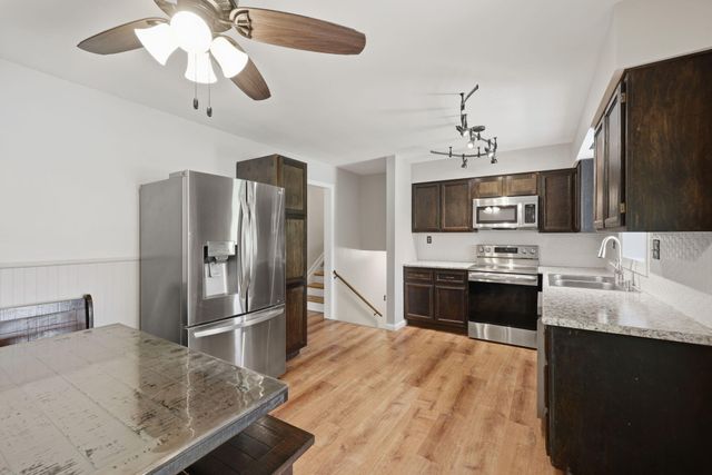 215 Claxon Drive, Florence, KY 41042