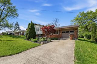 215 Claxon Drive, Florence, KY 41042