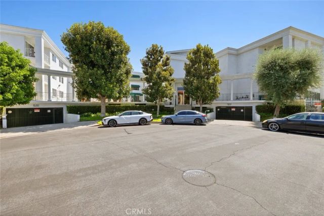 4520 Natick Avenue, Sherman Oaks, CA 91403