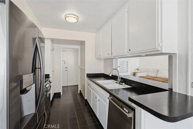 4520 Natick Avenue, Sherman Oaks, CA 91403