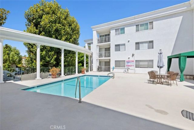 4520 Natick Avenue, Sherman Oaks, CA 91403