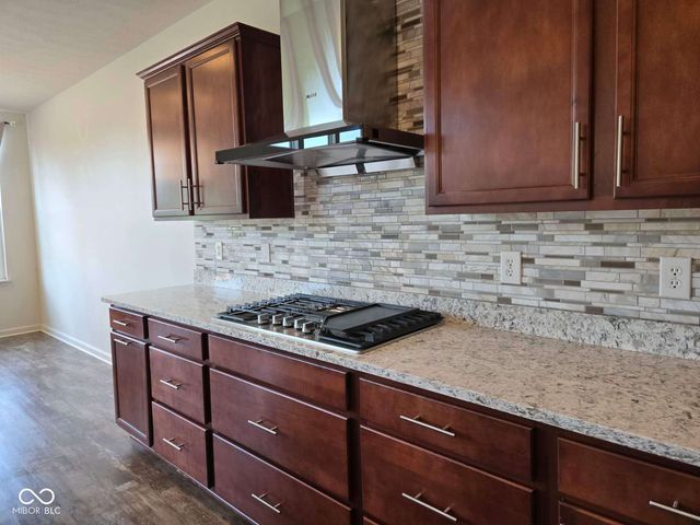4422 Voyageur Way, Carmel, IN 46074