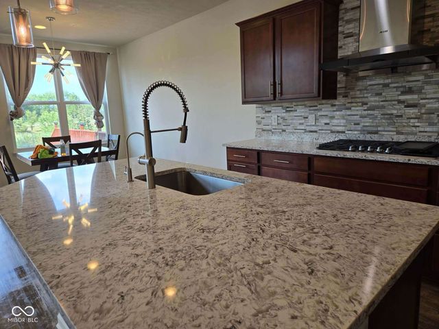 4422 Voyageur Way, Carmel, IN 46074
