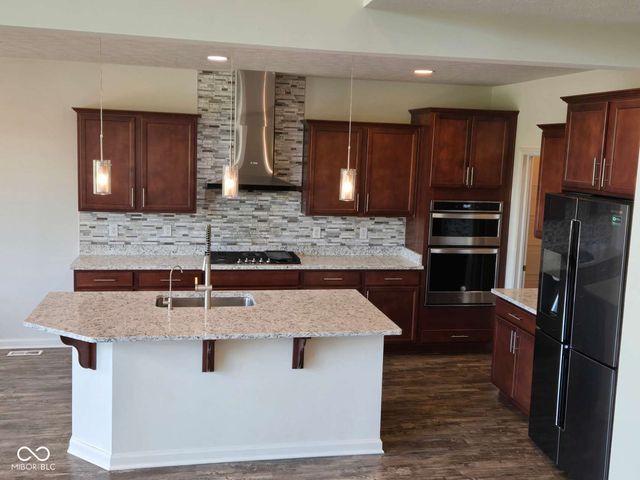 4422 Voyageur Way, Carmel, IN 46074