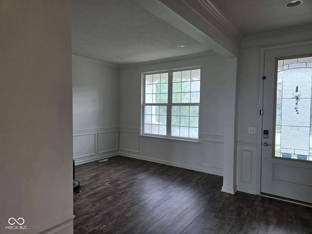 4422 Voyageur Way, Carmel, IN 46074