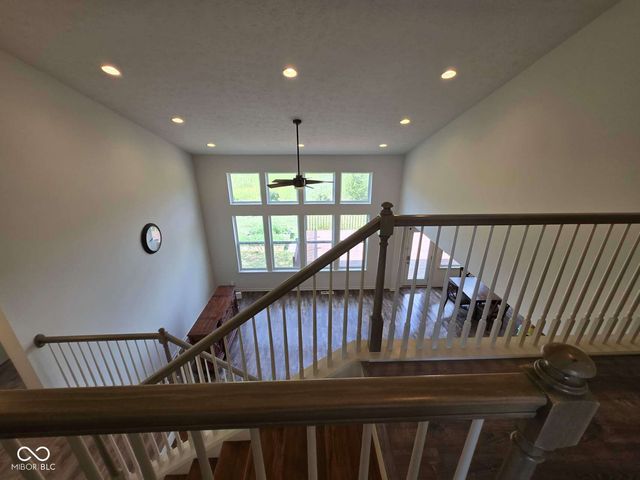 4422 Voyageur Way, Carmel, IN 46074