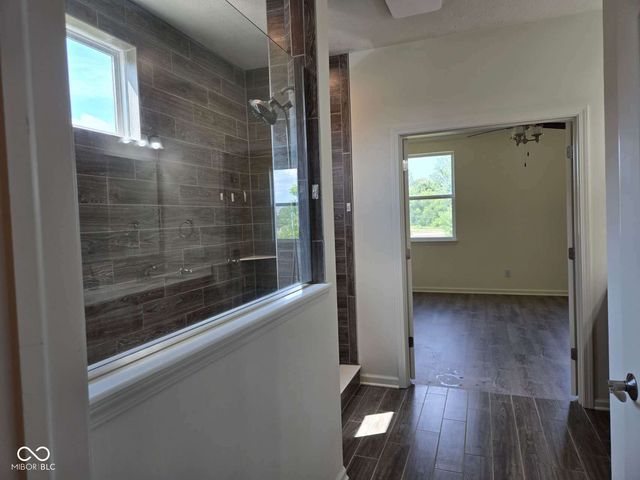4422 Voyageur Way, Carmel, IN 46074