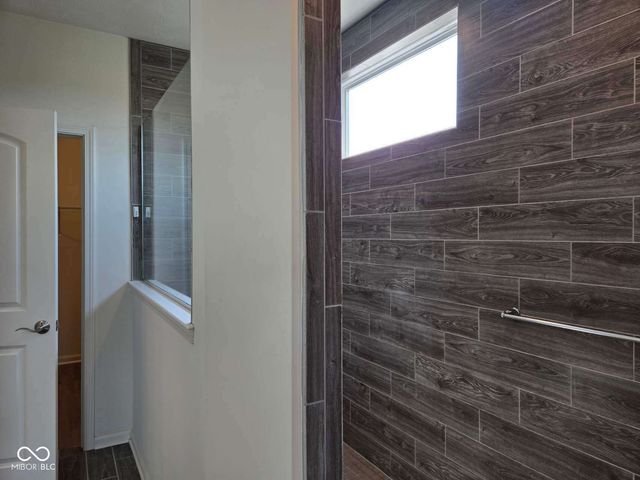 4422 Voyageur Way, Carmel, IN 46074