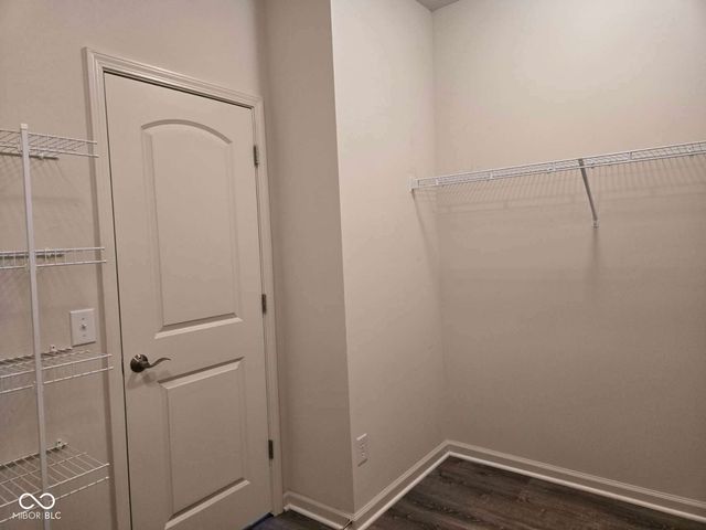 4422 Voyageur Way, Carmel, IN 46074