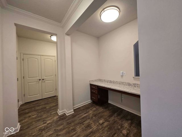 4422 Voyageur Way, Carmel, IN 46074
