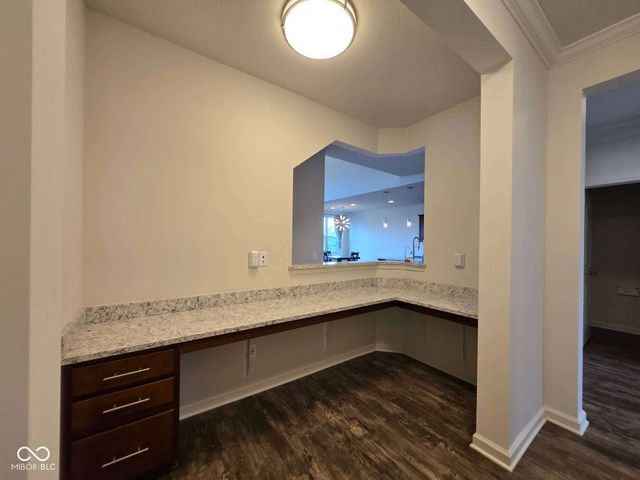 4422 Voyageur Way, Carmel, IN 46074