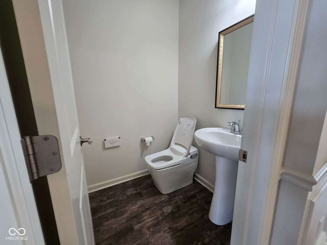 4422 Voyageur Way, Carmel, IN 46074