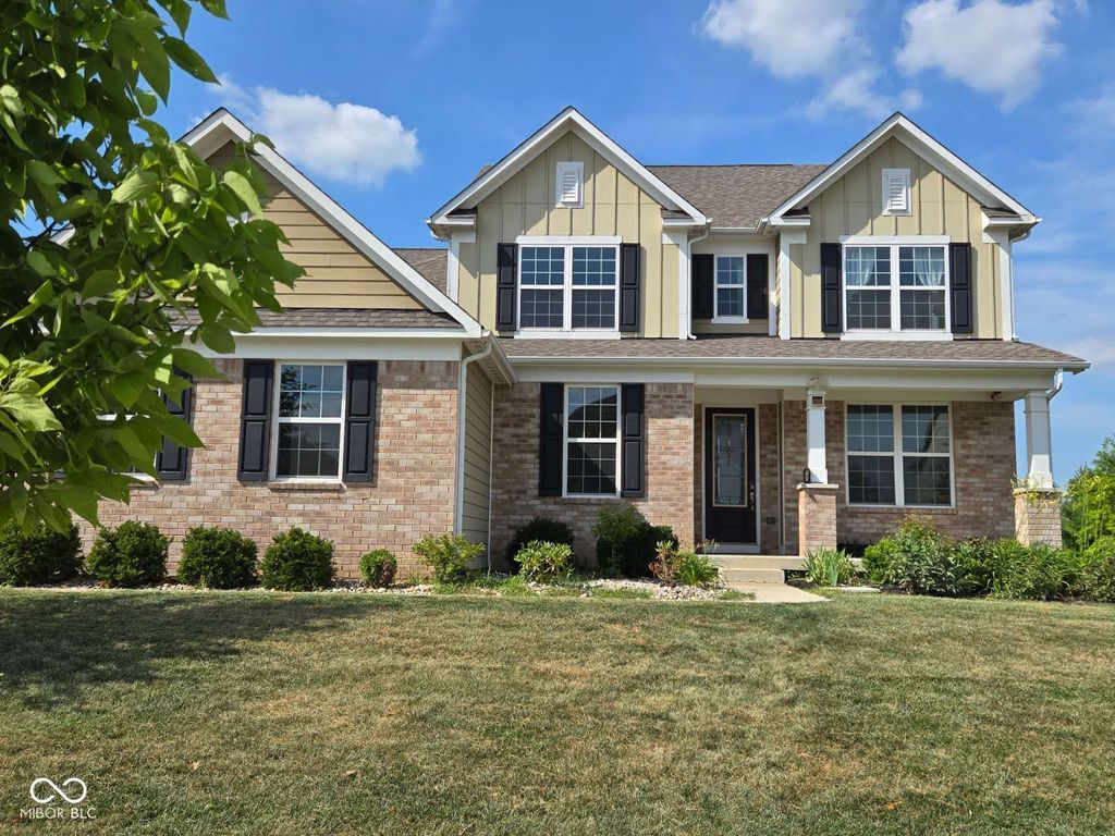 4422 Voyageur Way, Carmel, IN 46074